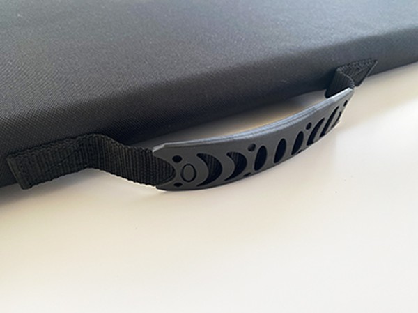 Folding solar panel 300w (5) Folding solar panel 300w (5)