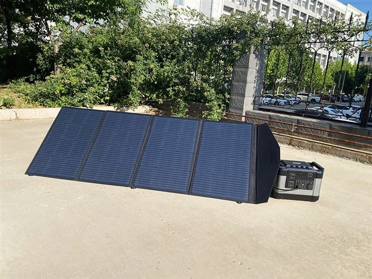 200 W přenosný solární panel pro venkovní